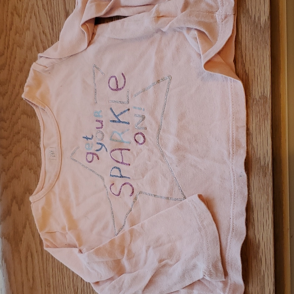 Gap long sleeve shirt